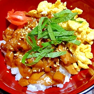 鶏蒲焼きと炒り卵の親子丼